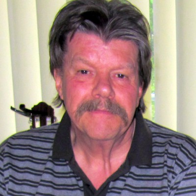 Peter-Rechter-suffered-from-bilateral-nonarteritic-ischemic-optic-neuropathy-400x400